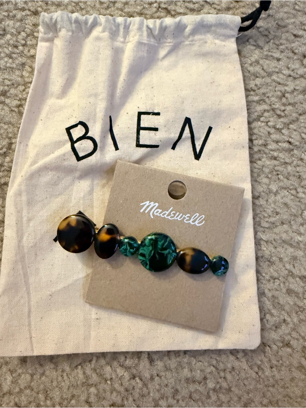 Madewell Green and Tortoiseshell Resin Circle Barrette